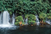 Air Terjun Sumber Pitu Tumpang