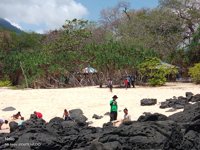 Pantai Bota Knipo