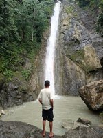 Air Terjun Bonemnaisio