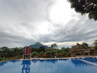Kolam Renang Blessing Hills