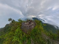 Puncak Bukit Roulessy