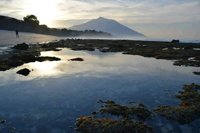 Pantai Pasir Putih Mingar