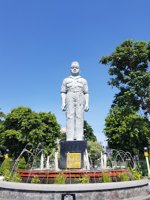 Monumen Gubernur Suryo