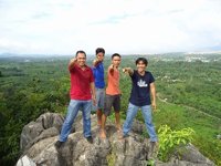 Puncak Goa Loyang