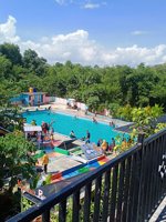 Kolam Renang Farzadit