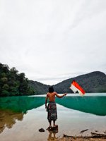 Danau Laut Tinggal