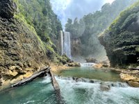 Karawawi Waterfall