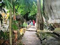 Wisata Alam Batu Ngerong Gunung Lembu