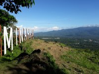 Monumen Kaki Dian Minahasa Utara