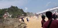 Pantai Goa Watulawang (tepus)