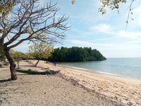 Pantai Pasir Putih Atapupu