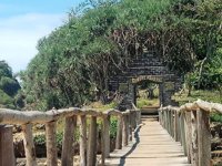 Wisata Gunung Kombang