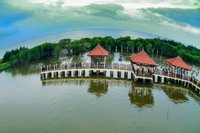 Wisata Mangrove Park Pekalongan