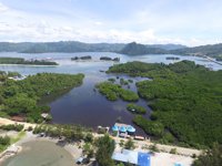 Pantai Hamadi Jayapura