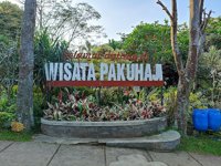 Wisata Pakuhaji