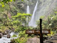 Air Terjun Kembar Lembah Purba