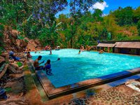 Kolam Renang Sumber Sendang