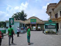 Makam Pahlawan Nasional K.h Abdul Wahab Chasbullah (desa Wisata Religi Tambakberas)