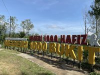 Tugu Negeri Seribu Bukit