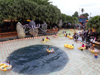 Ryzzy Azzahra Waterpark
