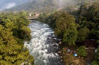 Arung Jeram Sungai Asahan (asahan River Rafting)