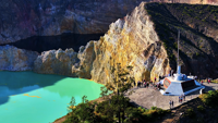 Danau Kelimutu